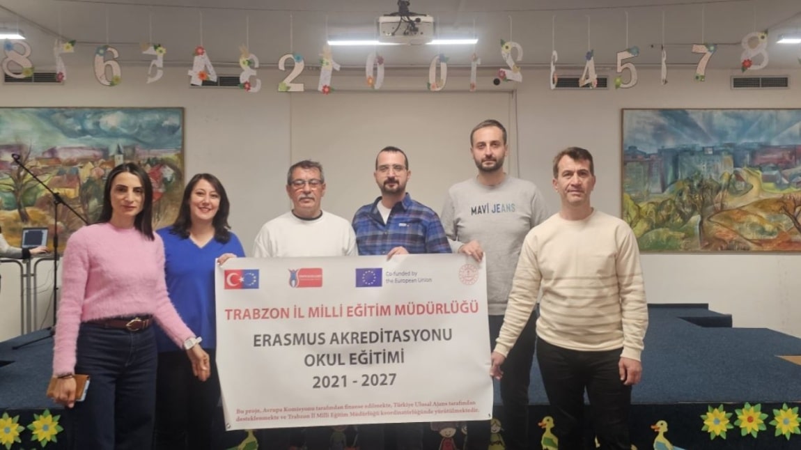 ÖĞRETMENLERİMİZ ÇEKYA'DA İŞBAŞI İZLEME FAALİYETLERİNİ GERÇEKLEŞTİRDİLER
